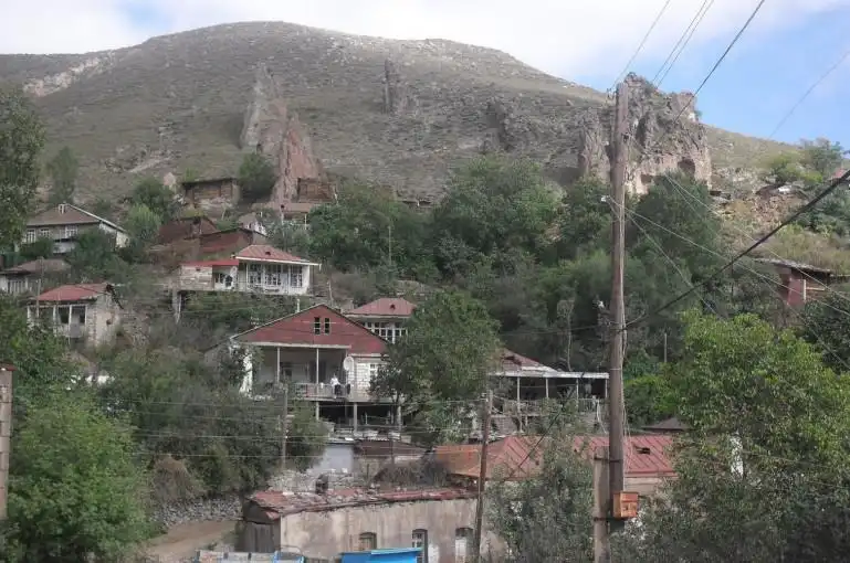 Մեր գիւղը հիմա  դարձած է «թերակղզի». Խոզնավարի նախկին գիւղապետ  