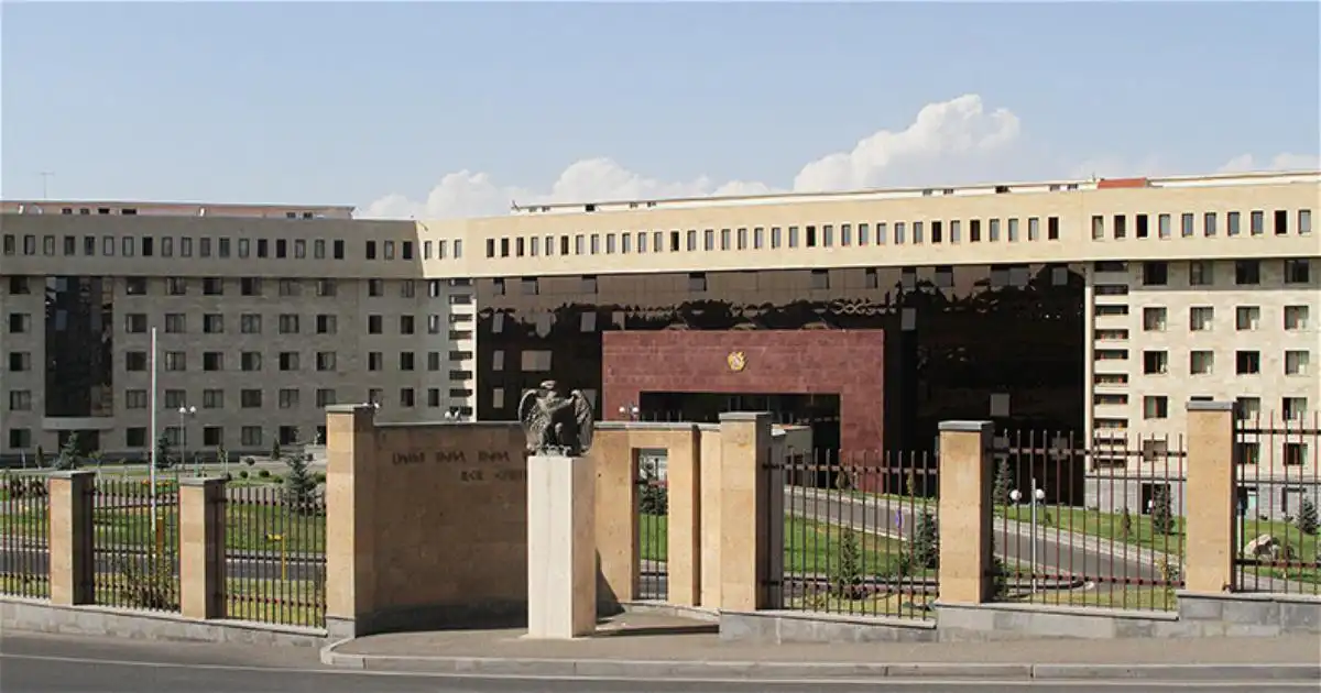 Ժամկէտային զինուորը հատած է սահմանը եւ կը գտնուի ատրպէյճանեան կողմին մօտ