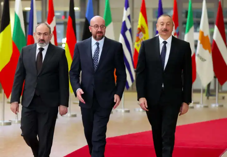 Խմբագրական «Պայքար»ի. Ի՞նչ տուաւ եւ  չտուաւ  Պրիւքսէլեան  հանդիպումը 