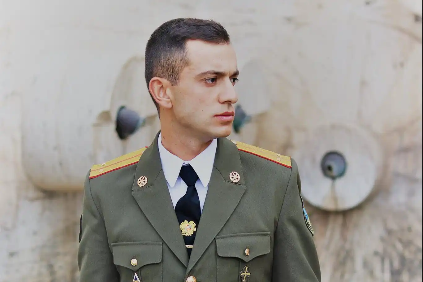 44-օրեայ  պատերազմին  մասնակցած  ենթասպան   հացադուլի դիմած է