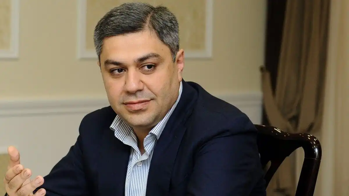 «Իշխանափոխութիւնը խորհրդարանին մէջ». Ա. Վանեցեան 