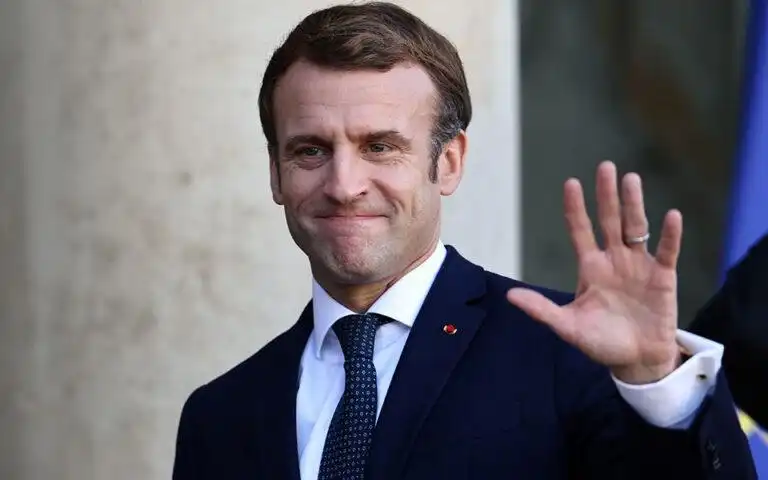 Ֆրանսայի ընտրութիւններ.Մաքրոն առաջատար