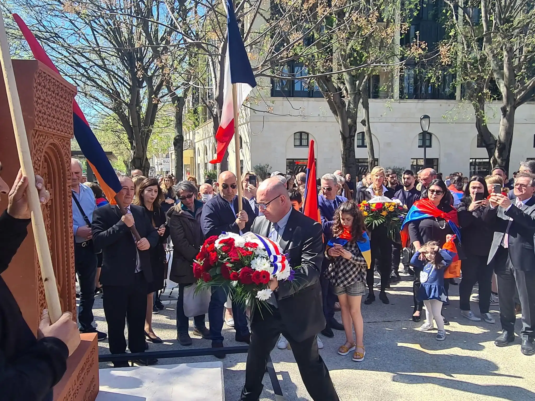 Ֆրանսիայի Նիմ քաղաքում՝ հայոց ցեղասպանության զոհերի հիշատակին հրապարակ եւ խաչքար