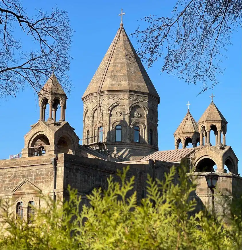 Նորաօծ եկեղեցականների նշանակումներ