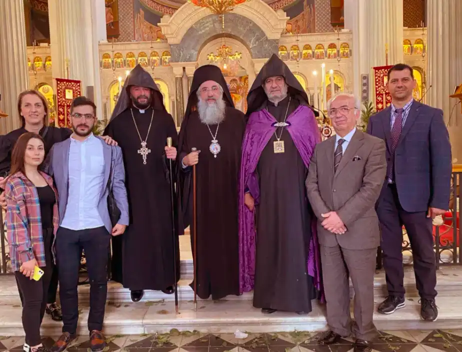    Մայր Աթոռի պատուիրակը այցելած է Կրէտիի նորընտիր Արքեպիսկոպոսին 