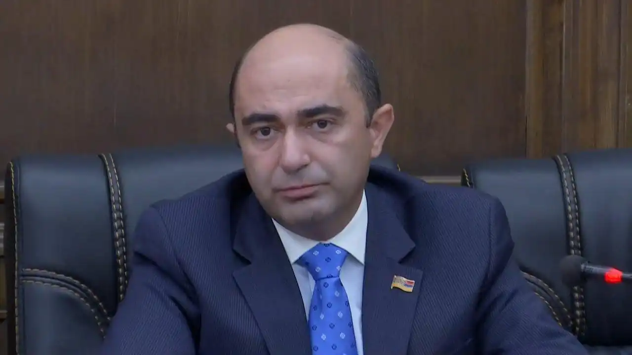 Եղածը  անձնատւութիւն չէր. Մարուքեան կը պաշտպանէ Փաշինեանը