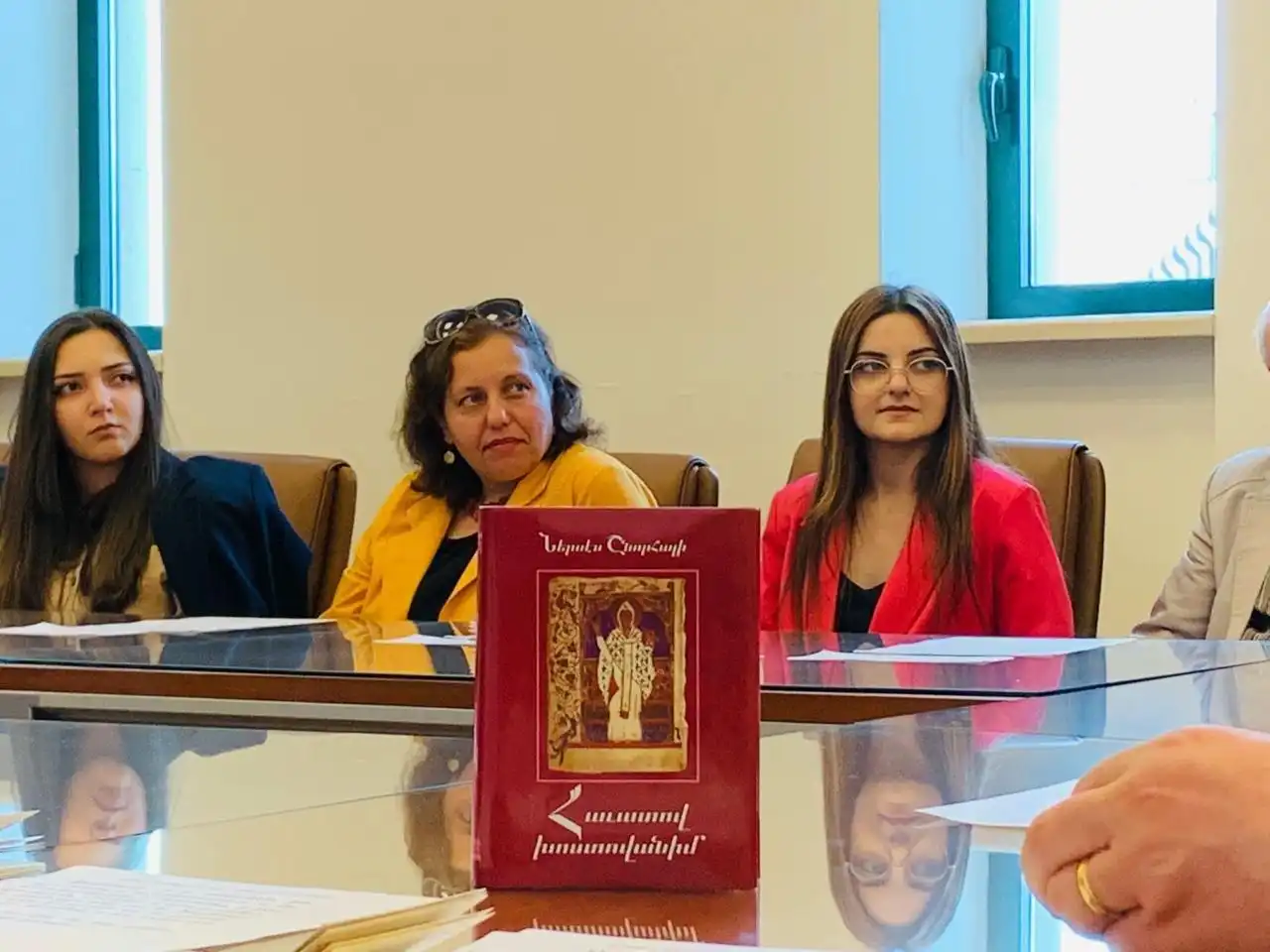 Շնորհալու աղոթքը լեզվական սահմաններ չունի. «Հավատով խոստովանիմ»-ը՝ 20 լեզվով