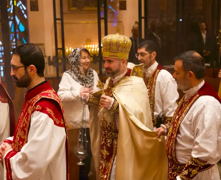 «Վերականգնուիլ, դառնալ կրկին նոր». Հոգշ. Տ. Մեսրոպ վրդ. Պարսամեանի  Սուրբ Զատկուան Պատգամը 