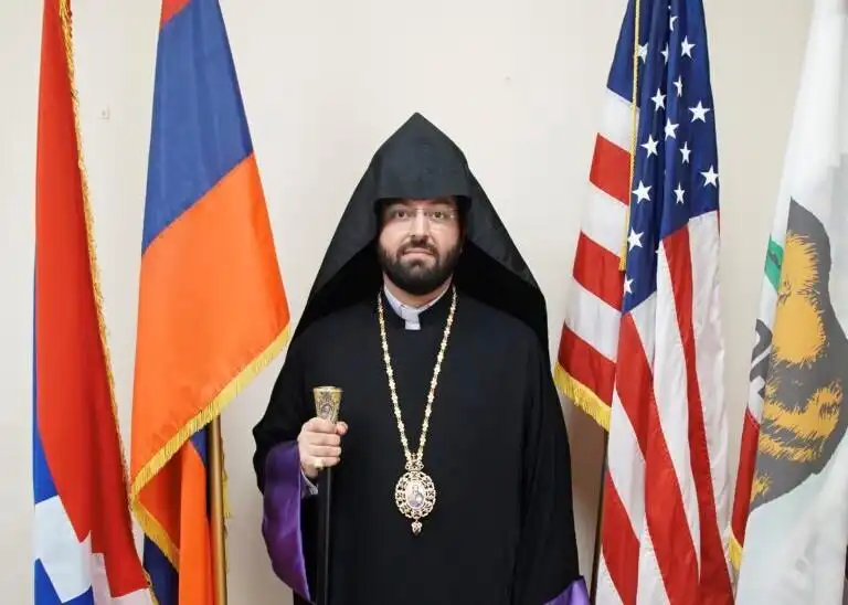 Մահը՝ կրնկակոխ, կեանքը՝ ձեռամբարձ. Ալէ՜լուիա