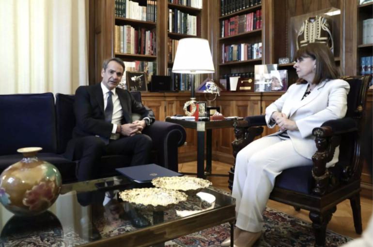 Յունաստանի վարչապետը նախագահէն խնդրած է արձակել խորհրդարանը