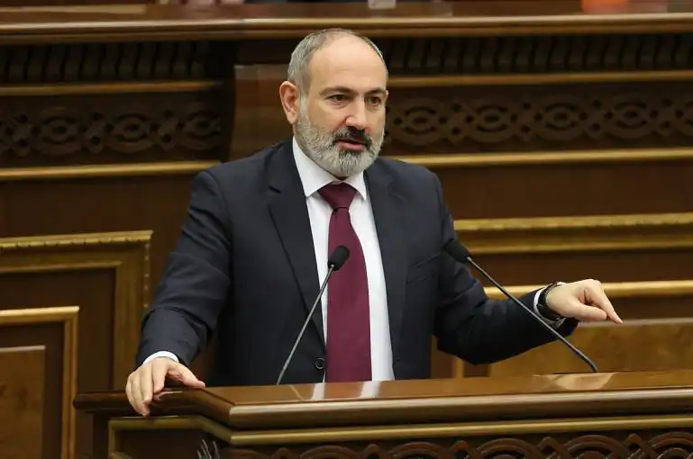 Փաշինեան Եկեղեցի-Պետութիւն յարաբերութեանց ակնարկեց 