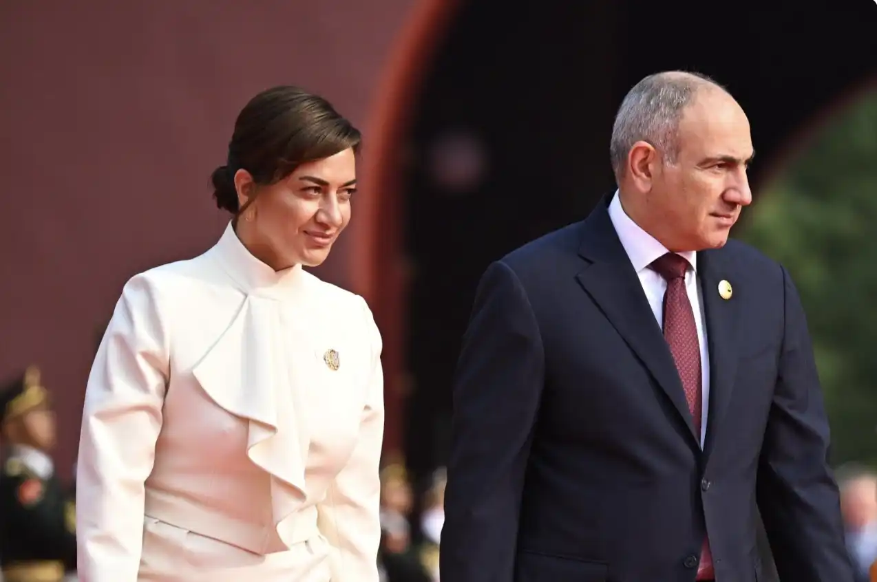 «Ուրախ եմ, որ դա տեղի է ունենում». Փաշինեանը՝ իր եւ Աննա Յակոբեանի վերամիաւորման մասին