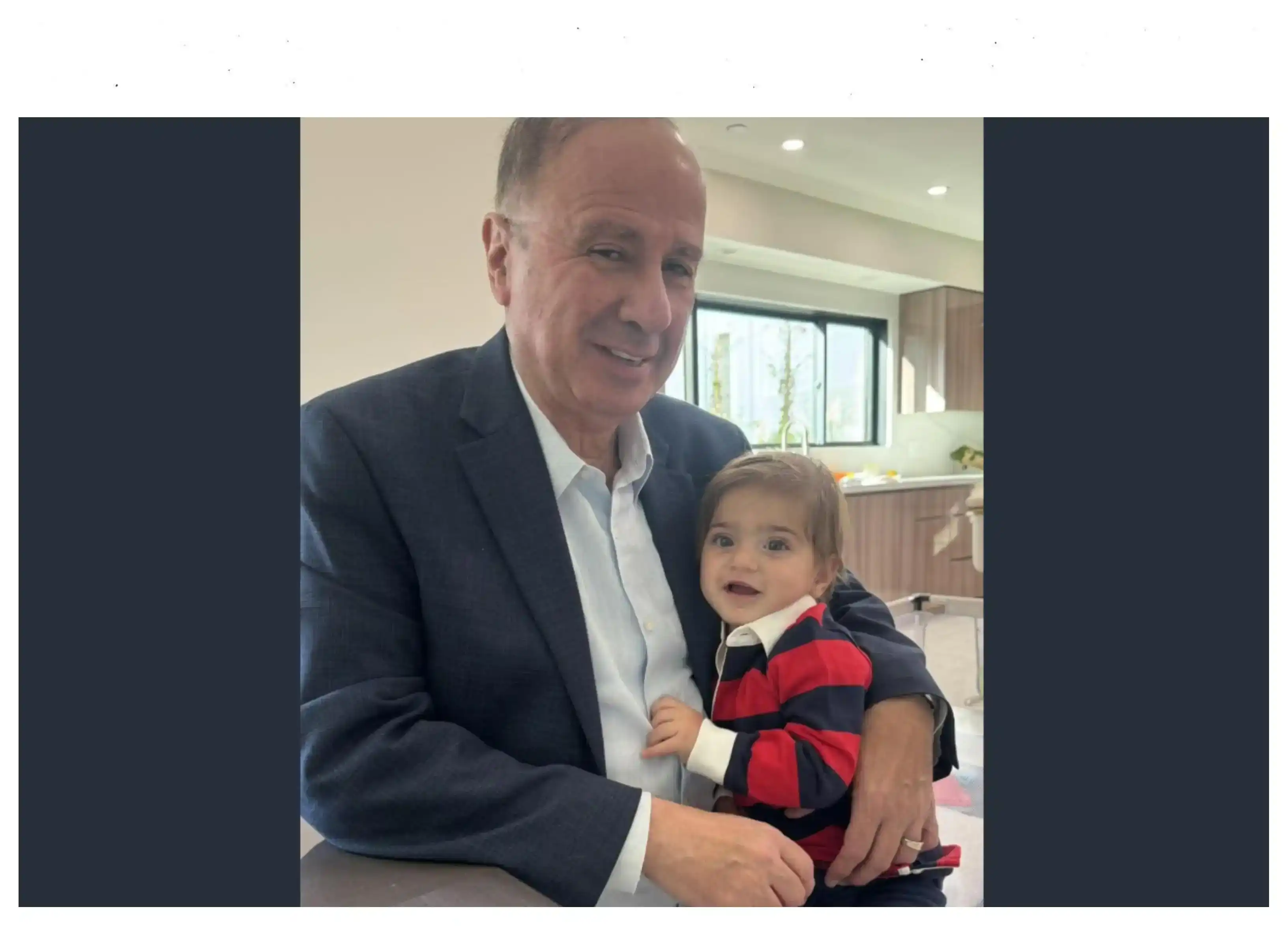 «Հիանալի եւ յիշարժան հանգրուան մը.Մայքըլ կրտսերի տարեդարձին առթիւ». Մայք Սարեանի  գրառումը 