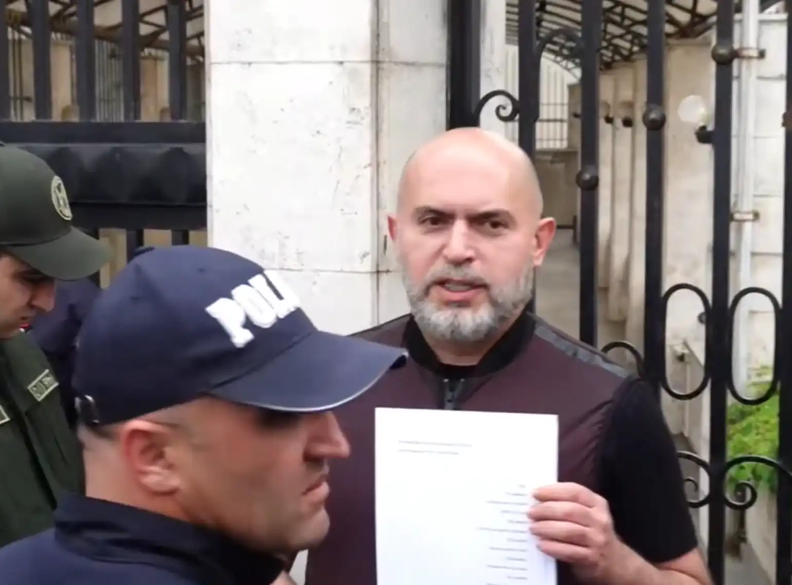 «Ամօ՛թ ԵՄ դեսպանին» բողոքի ցոյց` ԵՄ գրասենեակի դիմաց