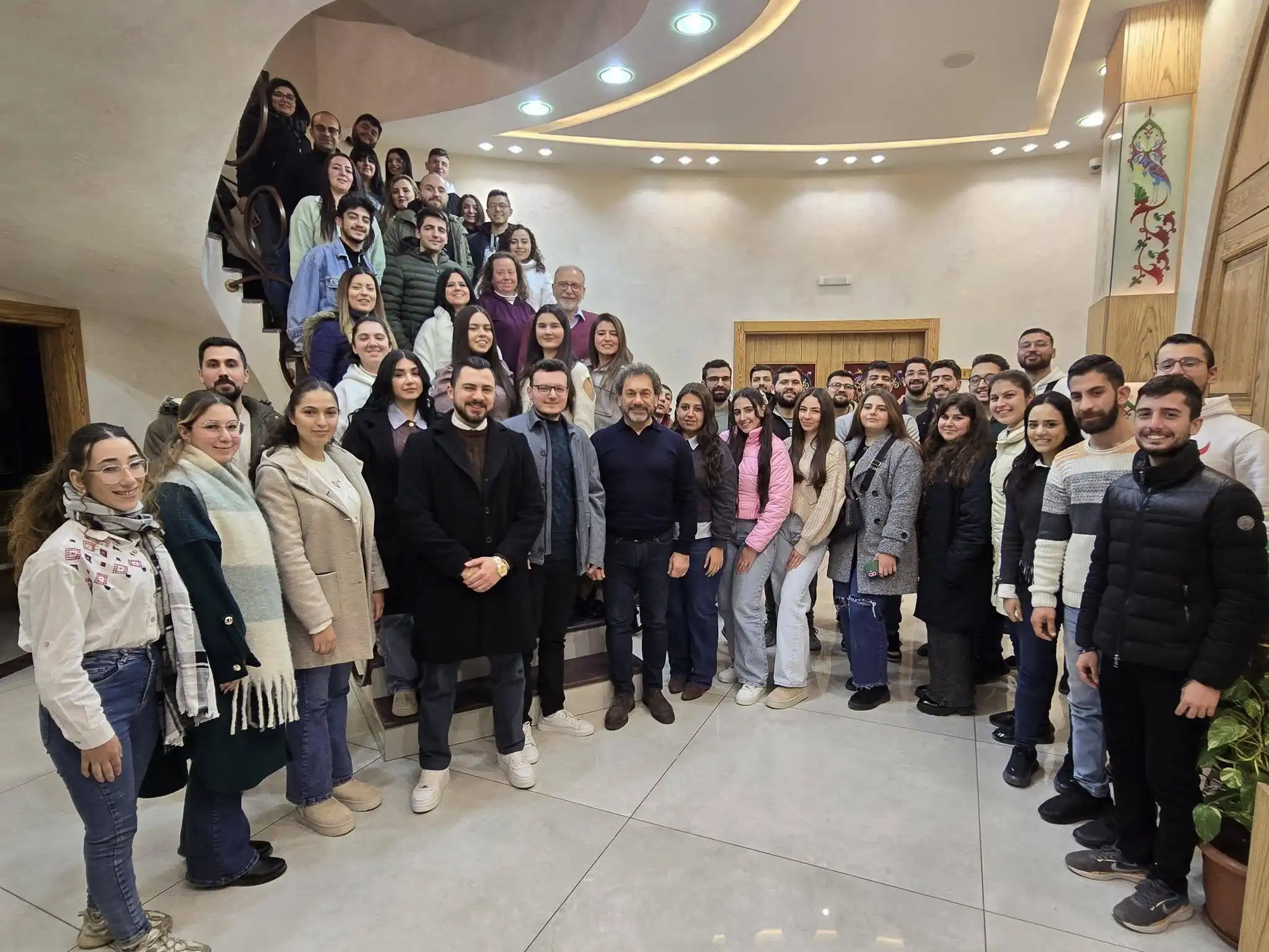 Հալէպ. Երիտասարդական Սեմինար «Քրիստոնէութիւն եւ աշխարհայնացում» ընդհանուր խորագրով 