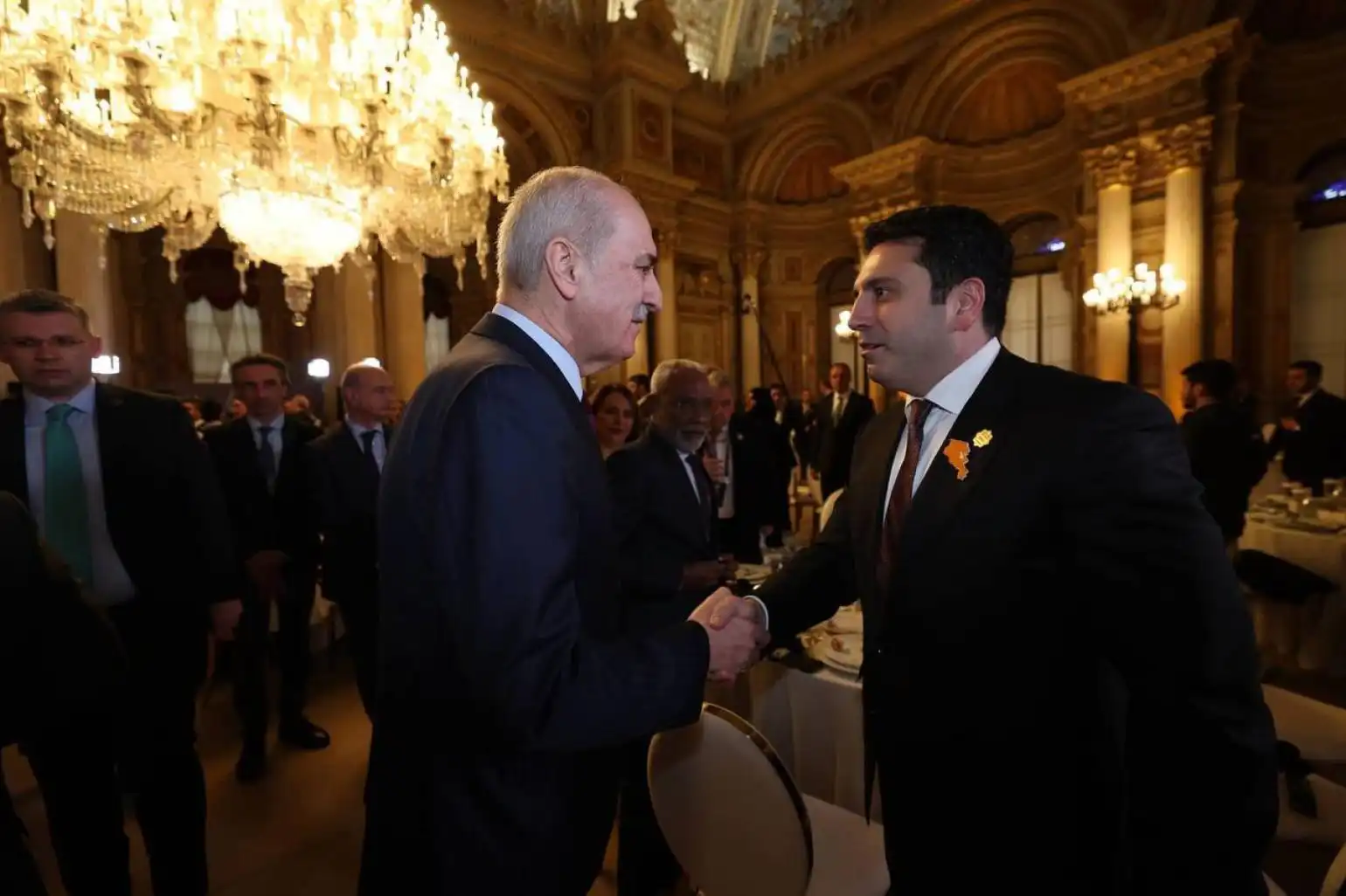 Սիմոնեան Պոլսոյ մէջ հանդիպած է Թուրքիոյ Խորհրդարանի նախագահ՝ Քուրթուլուշի հետ 