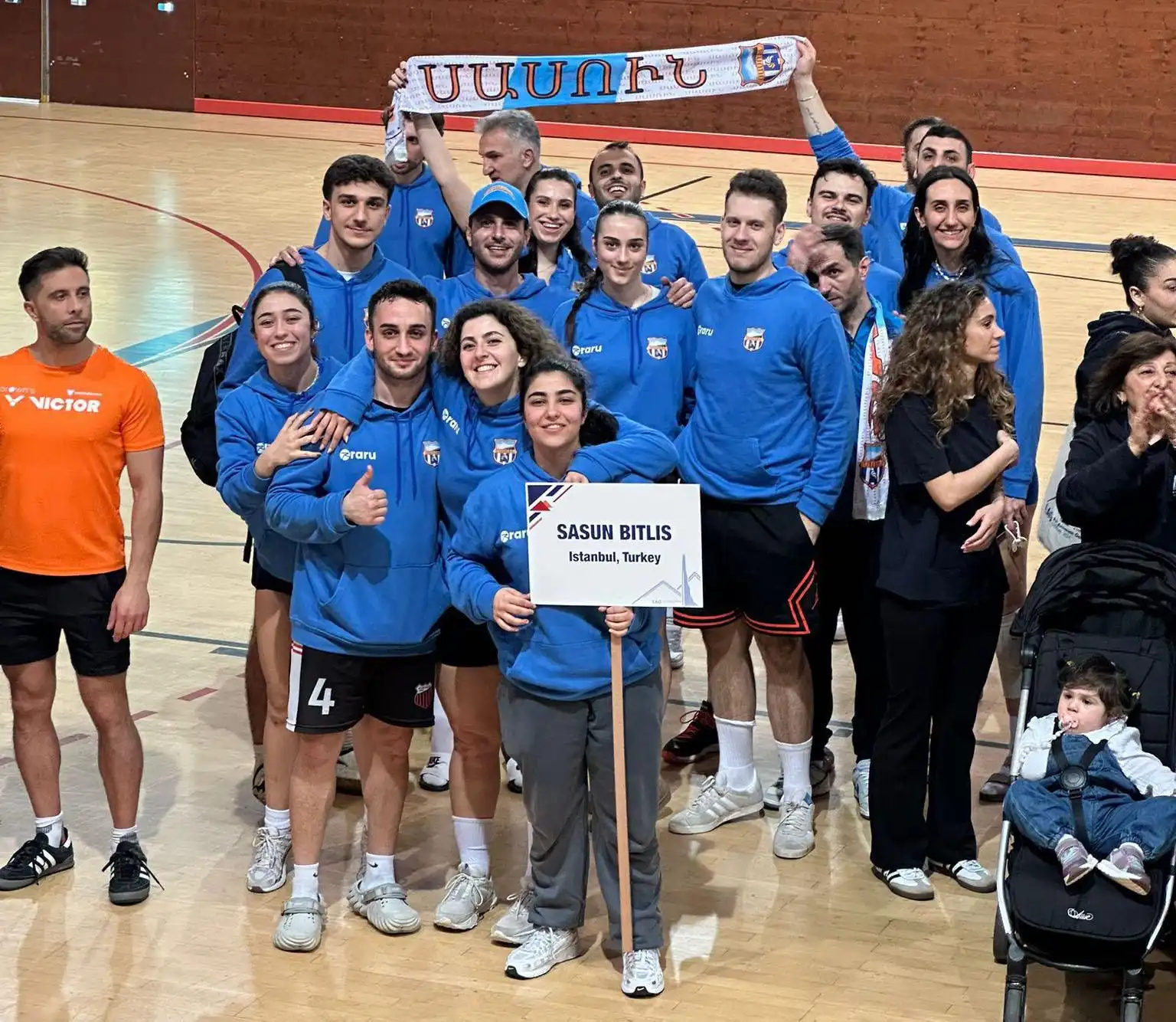 Պոլսյ «Սասուն Պիթլիս» հայրենակցական միութեան վոլէյպոլի խումբը Եւրոպայի համահայկական խաղերու ախոյեան