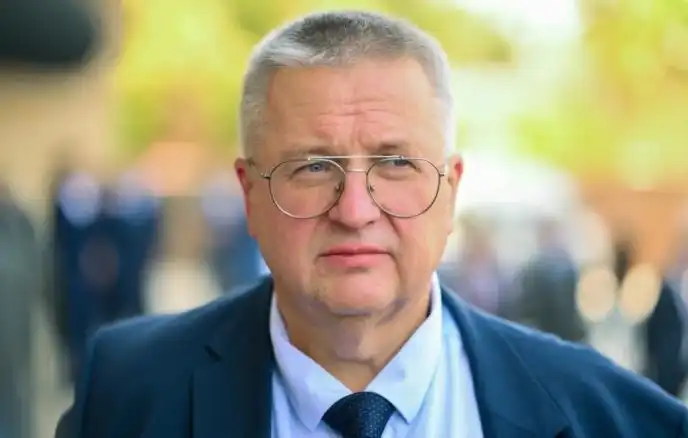 Հայաստանը մօտ է այն կէտին, երբ Ռուսիան ստիպուած պիտի ըլլայ վերակառուցելու յարաբերութիւնները անոր հետ․ Օվերչուք