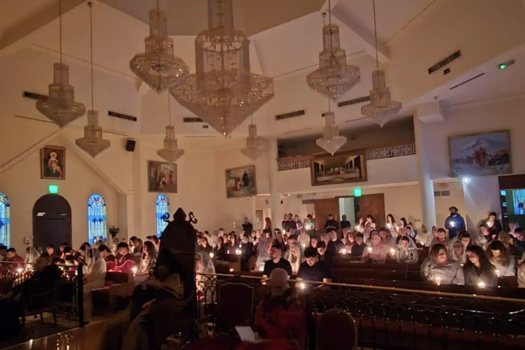 ԱՄԷ-ի Հայ Եկեղեցիներուն Մէջ Խաւարման Գիշերուան Խորհրդաւոր Արարողութիւններ.Շարժայի արարողութեանց  հանդիսապետեց  Առաջնորդ Սրբազան Գերշ. Տ. Մեսրոպ արք. Սարգիսեան 