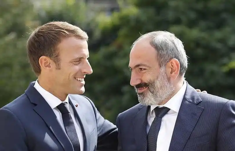 Փաշինեան- Մաքրոն հեռախօսազրոյց