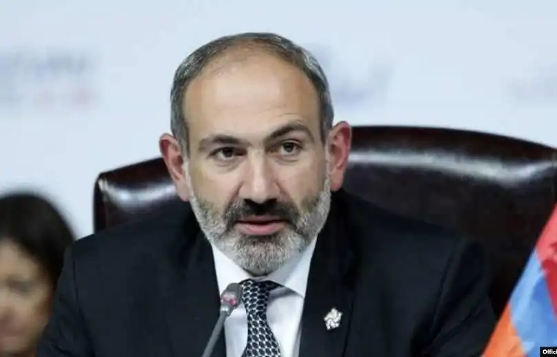 Փաշինեանին կարճ արձակուրդ 