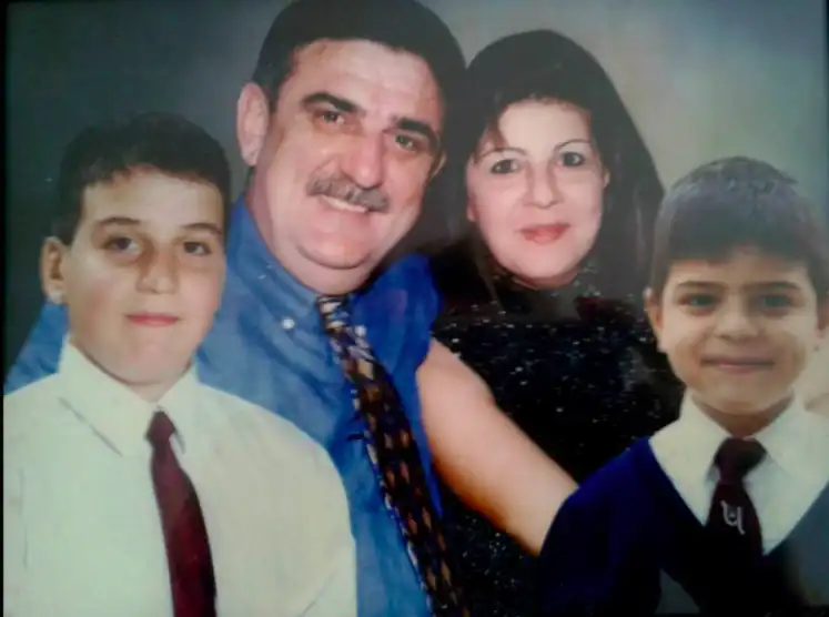   Յարգելով կիպրահայ Թիւթիւնճեաններու յիշատակը 