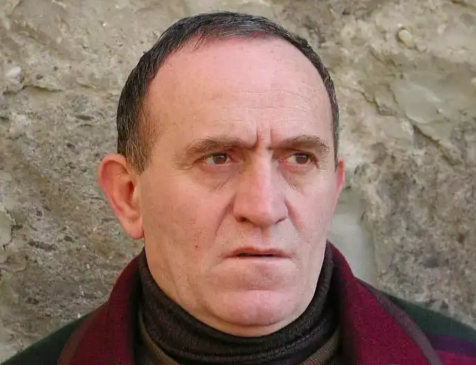 Արմեն Շեկոյան.   3 Բանաստեղծություն