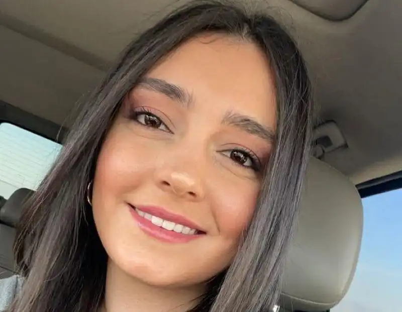  Մեծագոյն  խթանողը  մայրս էր ... Գարօլին Հաճեան  