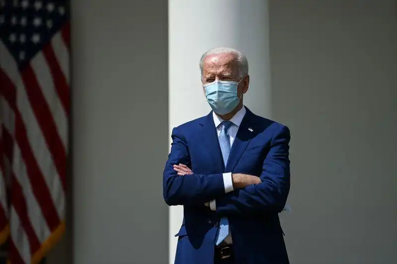 Նախագահ Պայտընի առաջին վեց ամիսները. Խմբագրական «Մասիս»ի