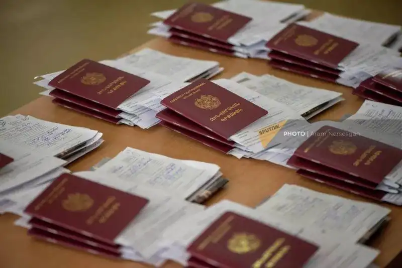 Արցախի մէջ  զօրահաւաքով ծառայութեան մեկնածները զօրացրուած են