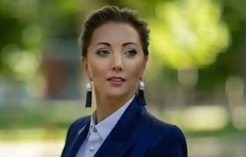 Նաթալի Ռոթընպըրկ պաշտօնապէս Երեւանի քաղաքապետութեան թեկնածու 