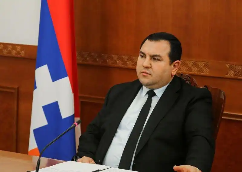  Ատրպէյճանը բռնութեամբ «մարդասիրութիւն» կը փորձէ մատուցել Արցախի ժողովուրդին. Պետնախարար