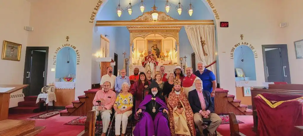 Առաջնորդ Սրբազանի  այցը՝ Քընէթիքըթ.Մատուցուած է Սուրբ եւ Անմահ Պատարագ 