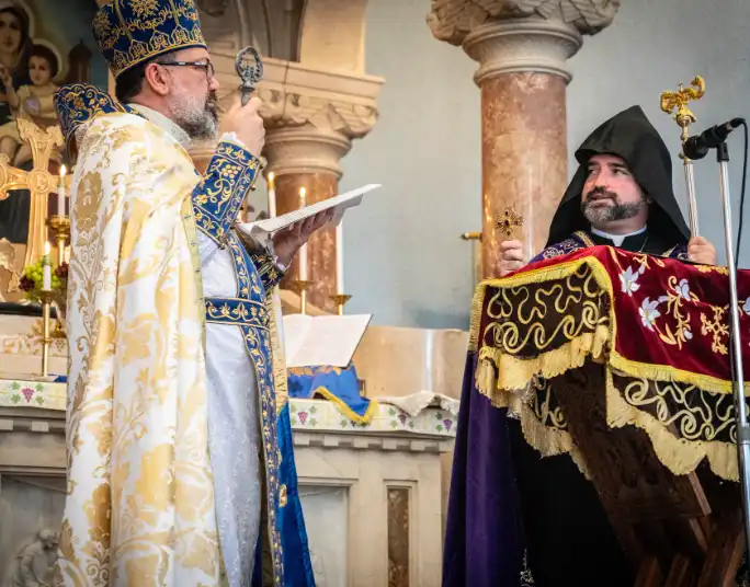   Առաջնորդ Հայր Սուրբի այցը՝ Ֆիլատելֆիա. Անդրանիկ Պատարագ նորանշանակ  հոգեւոր հովիւին կողմէ 