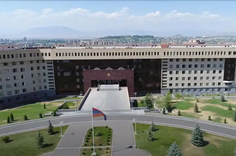 «Տեղաշարժ չէ եղած» Պաշտպանութեան նախարարութիւնը կը հերքէ Պաքուի մեղադրանքները 