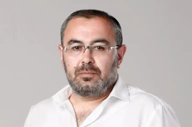Հայրենի քաղաքական գործիչ  Սուրէն Սահակեան  5-րդ անգամն ըլլալով բերման ենթարկուած  