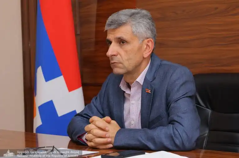 Արցախի Ազգային Ժողովի նախագահին հանդիպումը մամլոյ ներկայացուցիչներուն հետ 