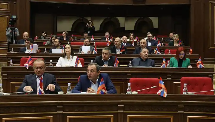 Նախաստորագրուած համաձայնագիրը որեւէ առնչութիւն չունի իրական խաղաղութեան հետ․ «Հայաստան» խմբակցութիւն