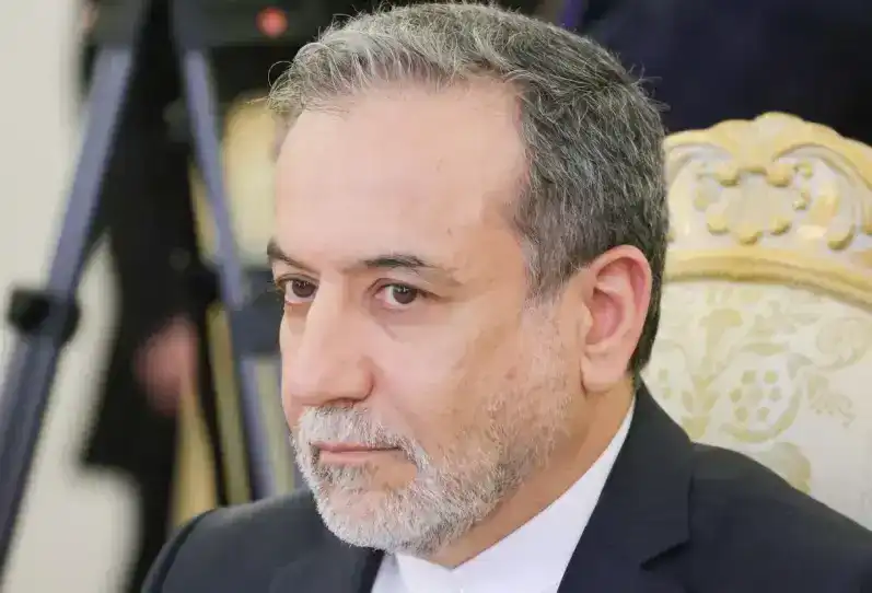 Իրան պիտի չվերսկսի ԱՄՆ-ի հետ բանակցութիւնները․ Արաքչի