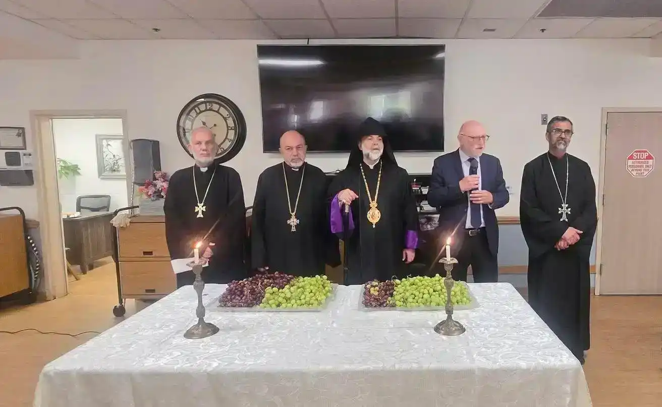 Գեղամ Արք.ի այցելութիւնը Միշըն Հիլզի «Արարատ» հայ տարեցներու տուն