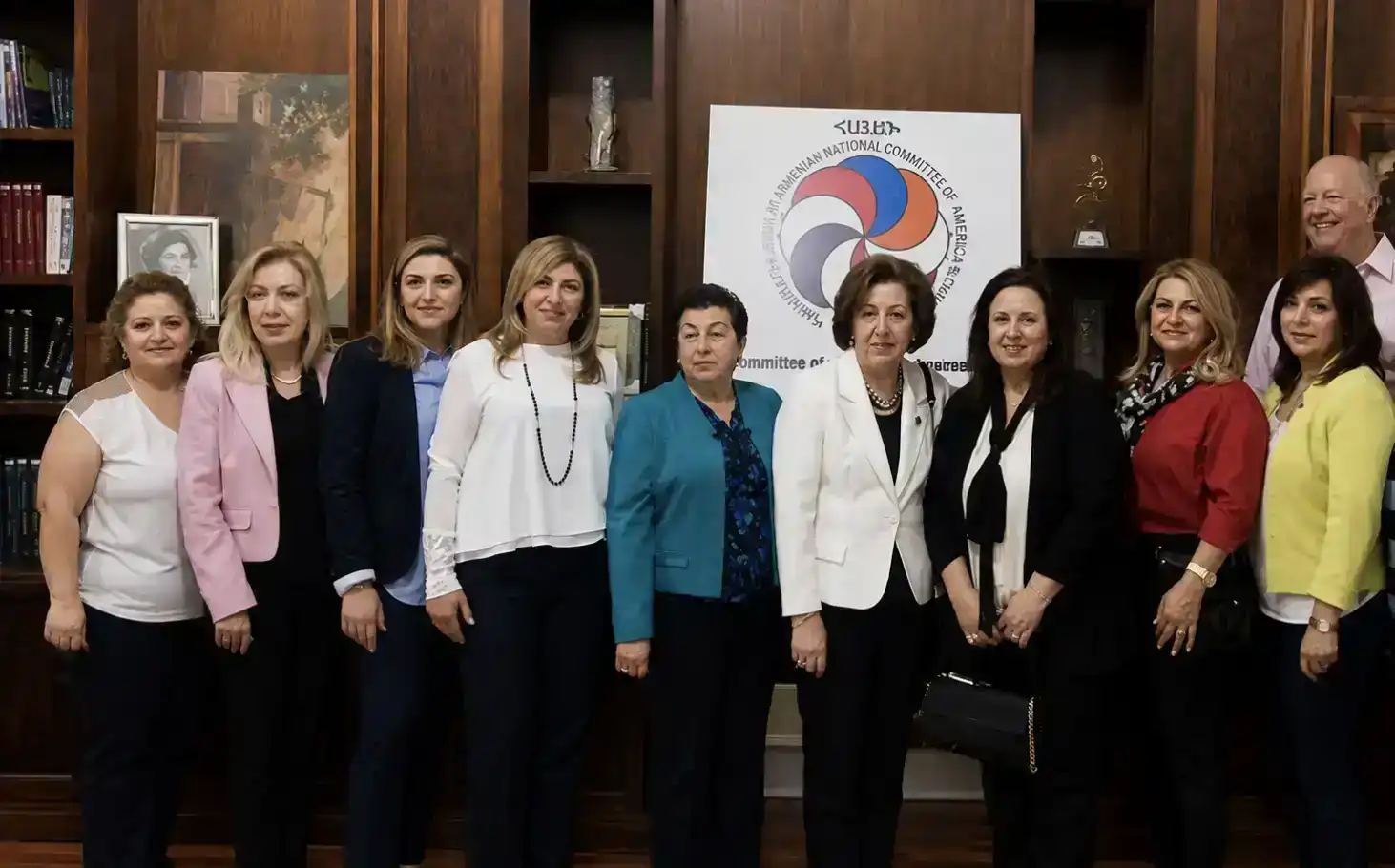«Հալէպ» հայրենակցական բարեսիրական ՀԿ-ի ցաւակցութիւնը՝ Անժել Չէմպէրճեանի մահուան առիթով (Լուսանկար)