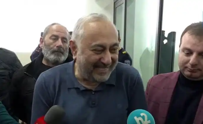 Դատարանը վերացուց Արմէն Չարչեանի խափանման միջոցը