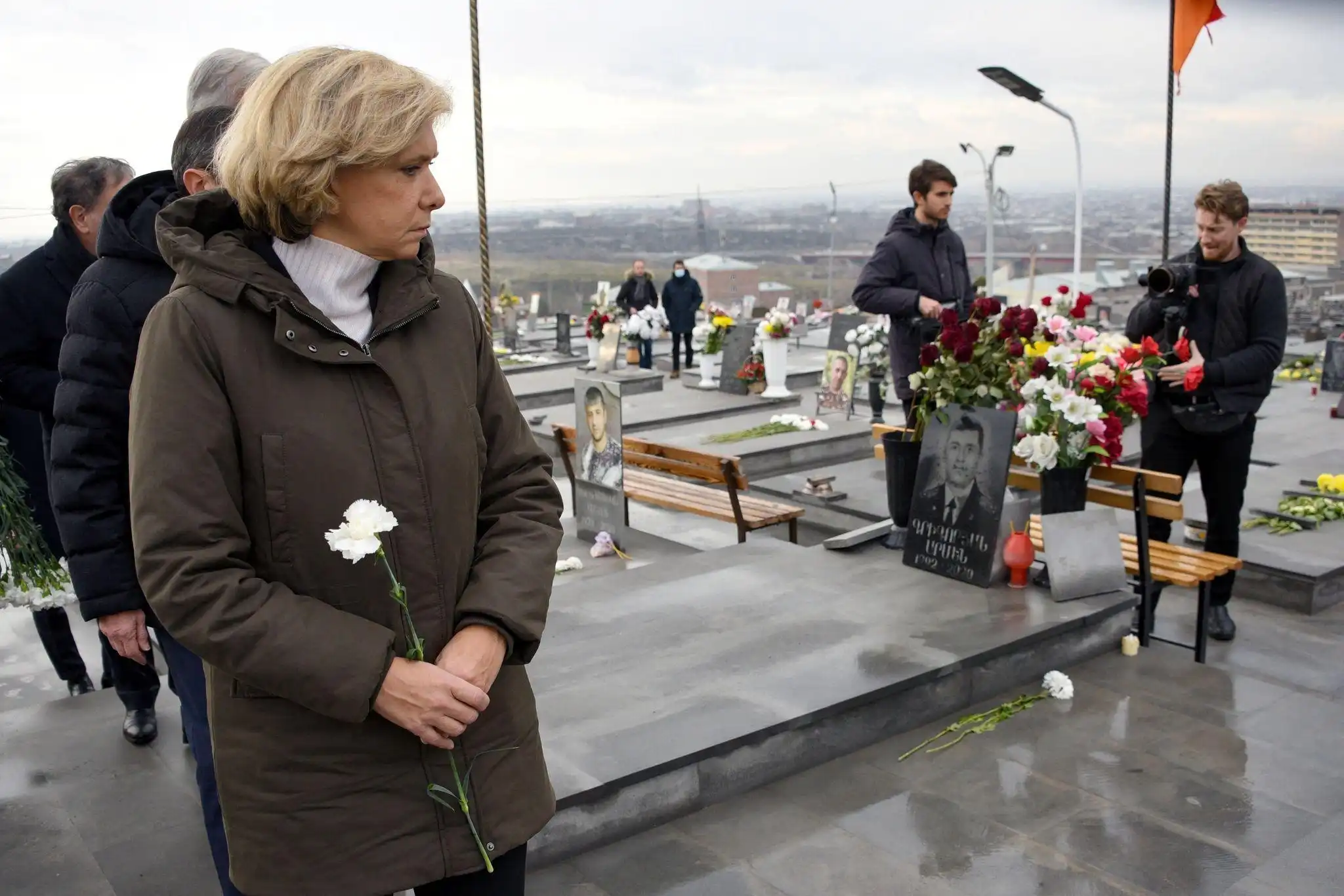 Ֆրանսայի նախագահի պաշտօնին յաւակնող Փեքրես այցելած է Արցախ