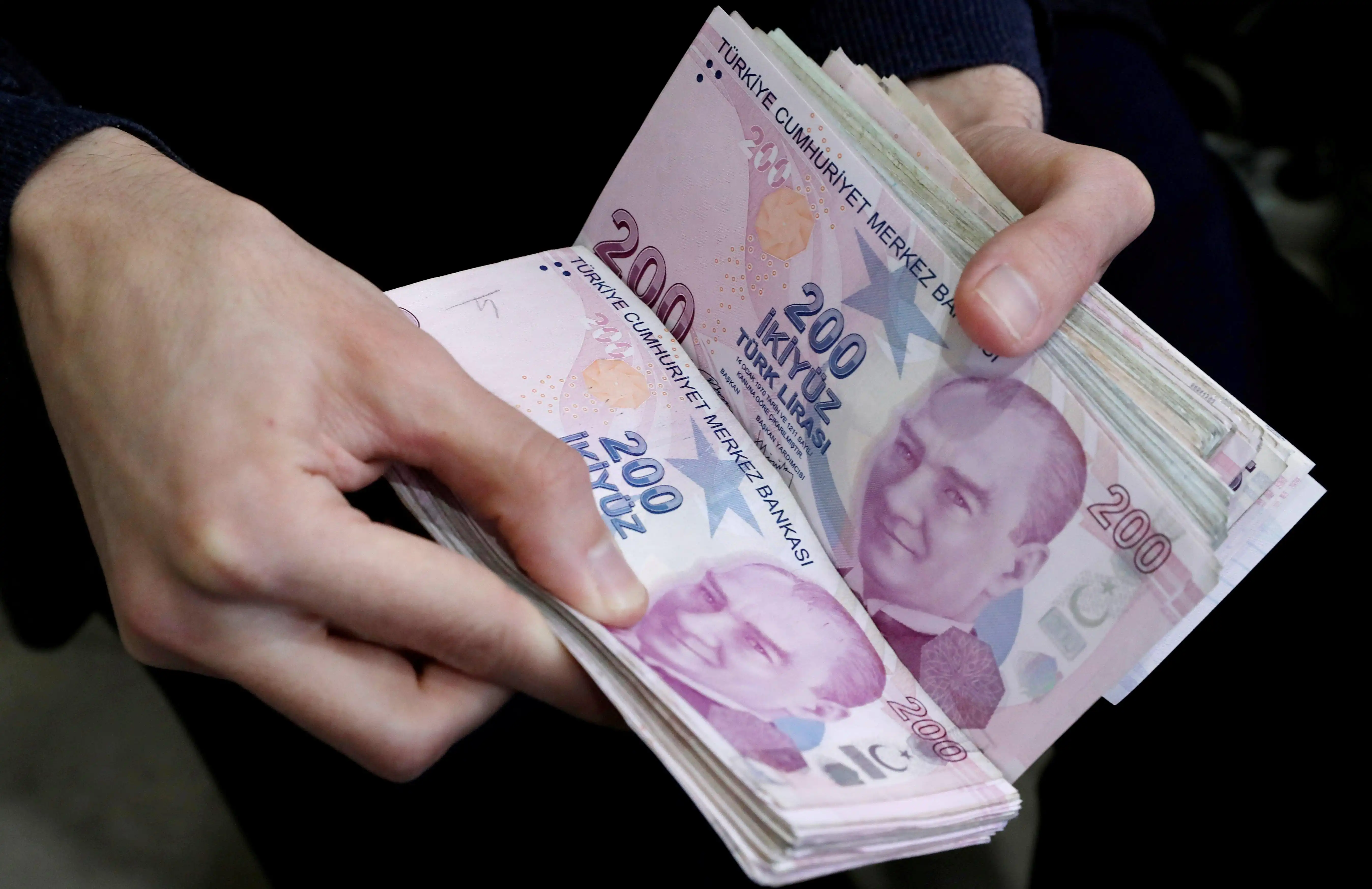 Թրքական լիրայի անկումը հասաւ աւելի ցած կէտի