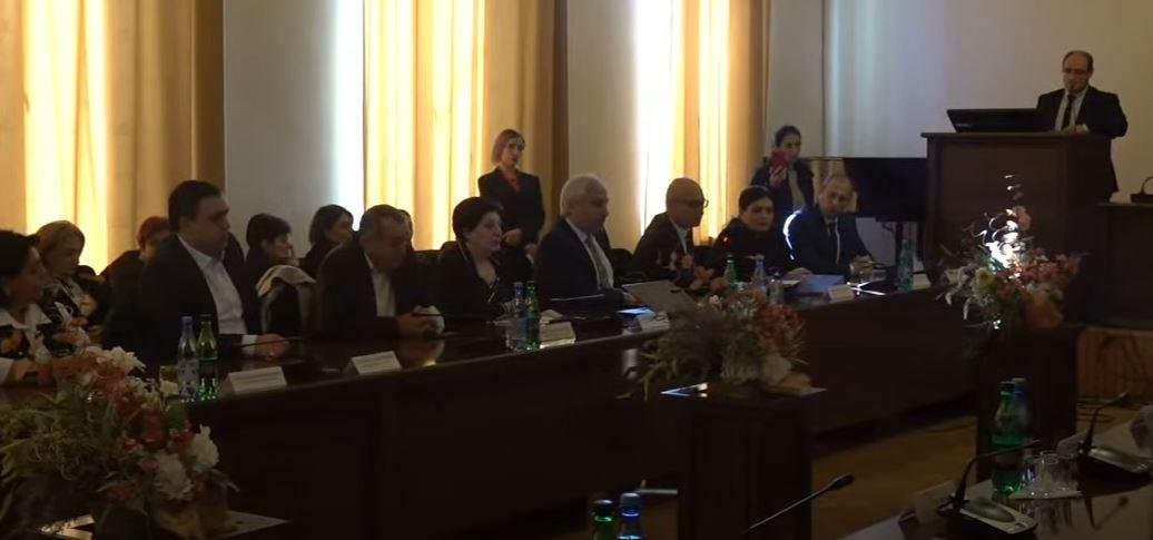 Վանաձորի նորընտիր աւագանիի անդրանիկ նիստը տեղի չունեցաւ