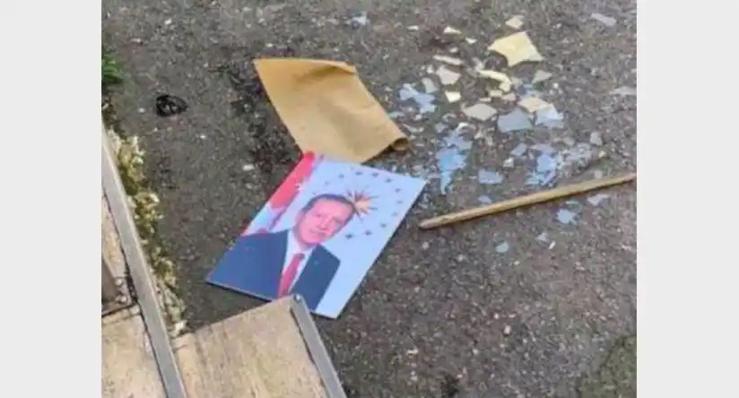 Ձերբակալում Էրտողանի  պատկերը  գետին նետելու համար