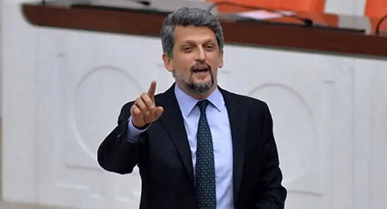 «Ես ալ տեսականօրէն կրնամ նստիլ ձեր աթոռին»․ Փայլանը՝ Չավուշօղլուին