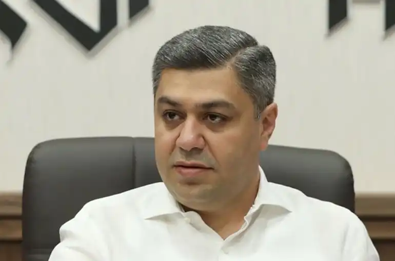 Փաշինեանն ու Ալիեւը Պրիւքսէլի մէջ փակ դուռներու ետեւ քննարկում ունեցած են. Վանեցեան