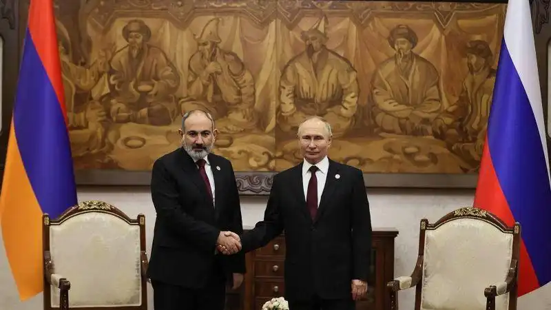 Փաշինեանը՝  Փութինին. «Ռուս  խաղաղապահներու գտնուած վայրերուն մէջ լարուած իրադրութիւնը կը շարունակուի»