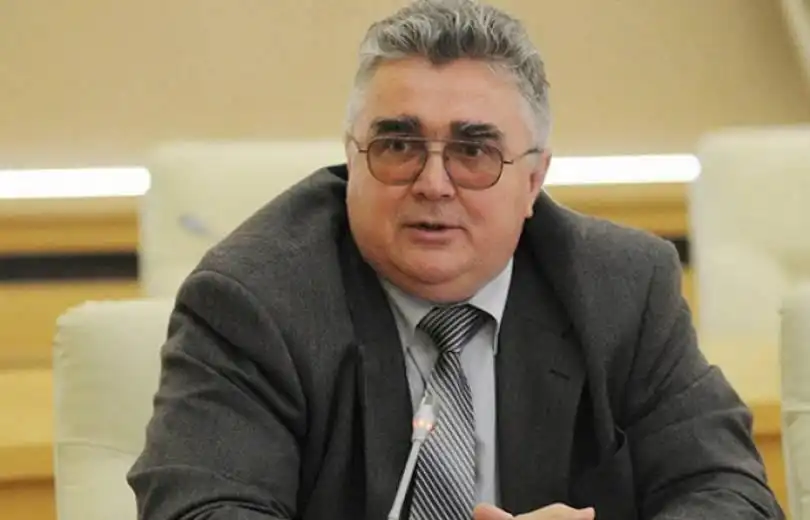 Ռուս քաղաքագէտը Ատրպէյճանի կողմէ հետախուզման տակ  